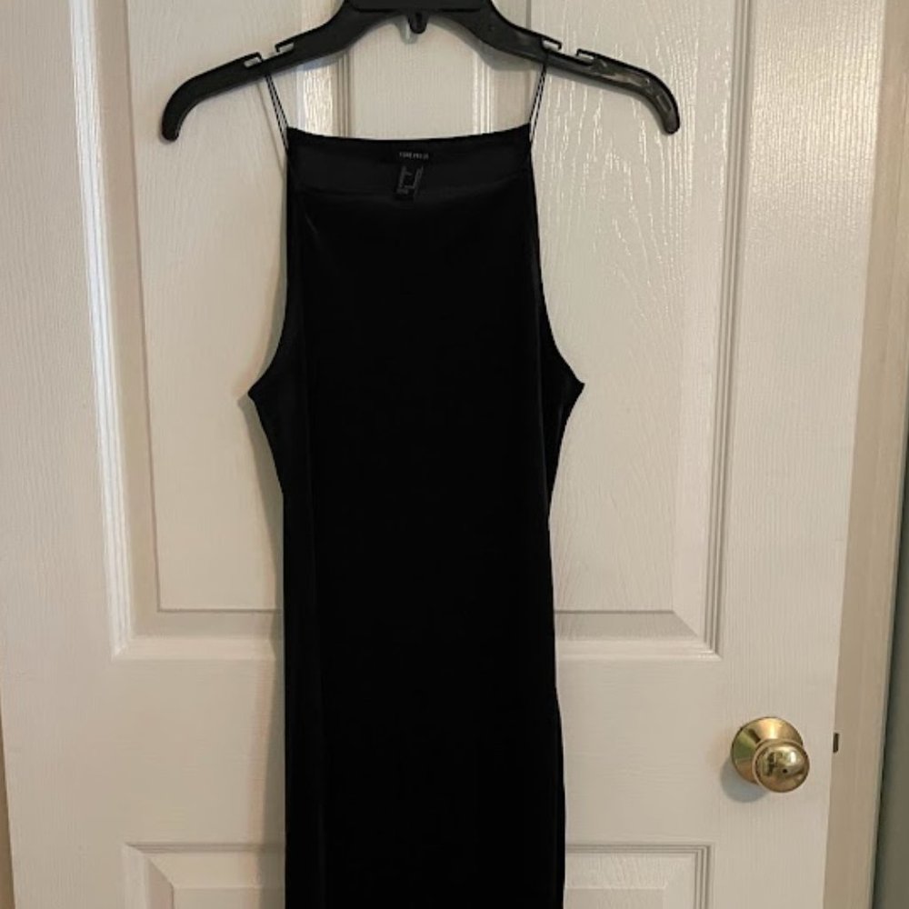 Forever 21 Velvet Black Dress